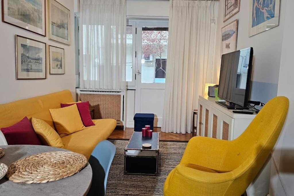 Artistico Two-Bedroom Apartment In Kolonaki Атина Екстериор снимка